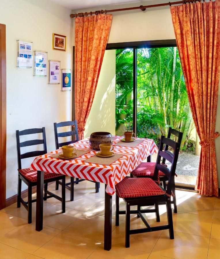 Coconut Paradise Villas Rawai Luaran gambar